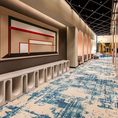 Renaissance Porto Lapa Hotel Bagian luar foto The interior of the new terminal