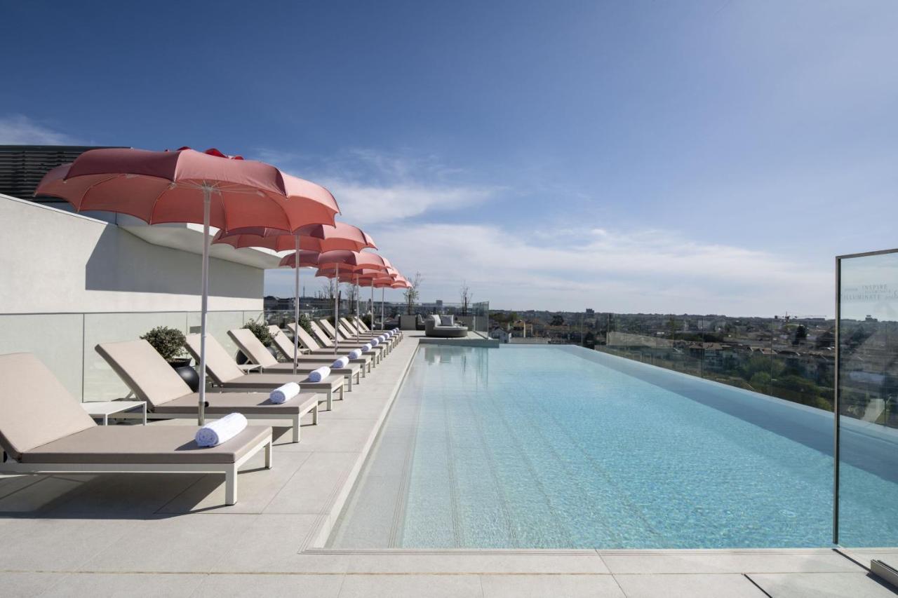 Renaissance Porto Lapa Hotel Bagian luar foto Rooftop pool