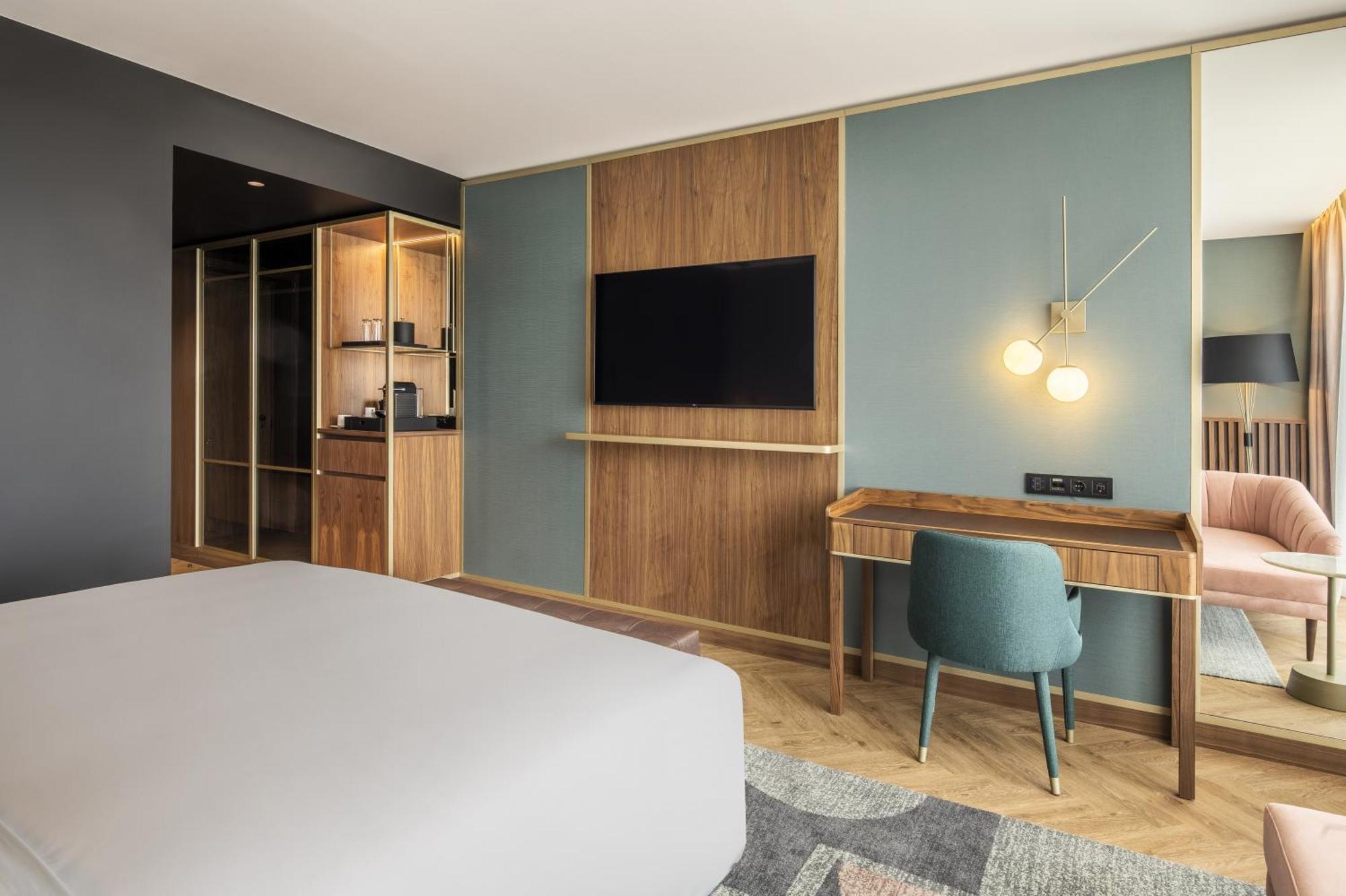 Renaissance Porto Lapa Hotel Bagian luar foto