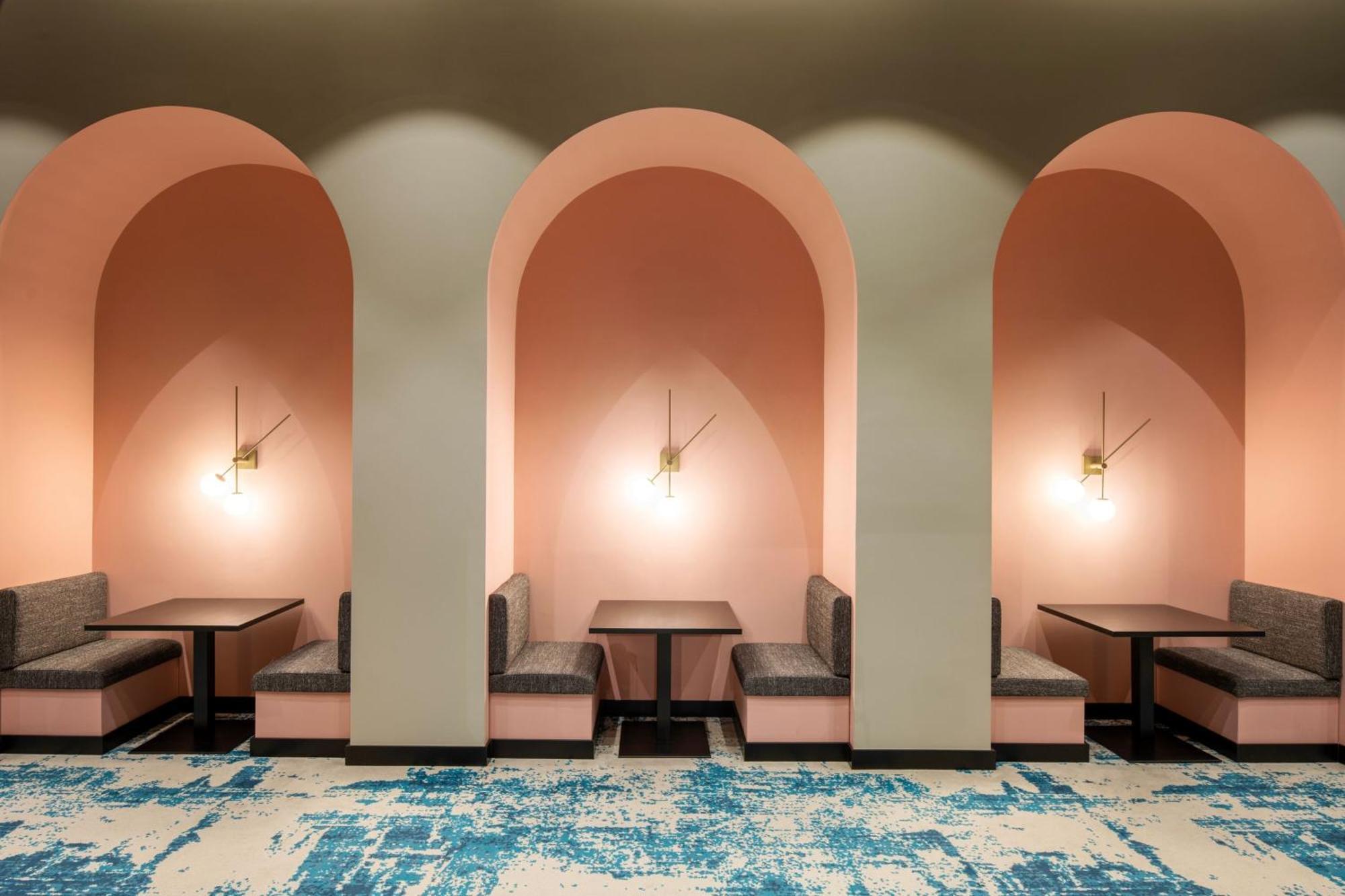 Renaissance Porto Lapa Hotel Bagian luar foto The interior of the restaurant