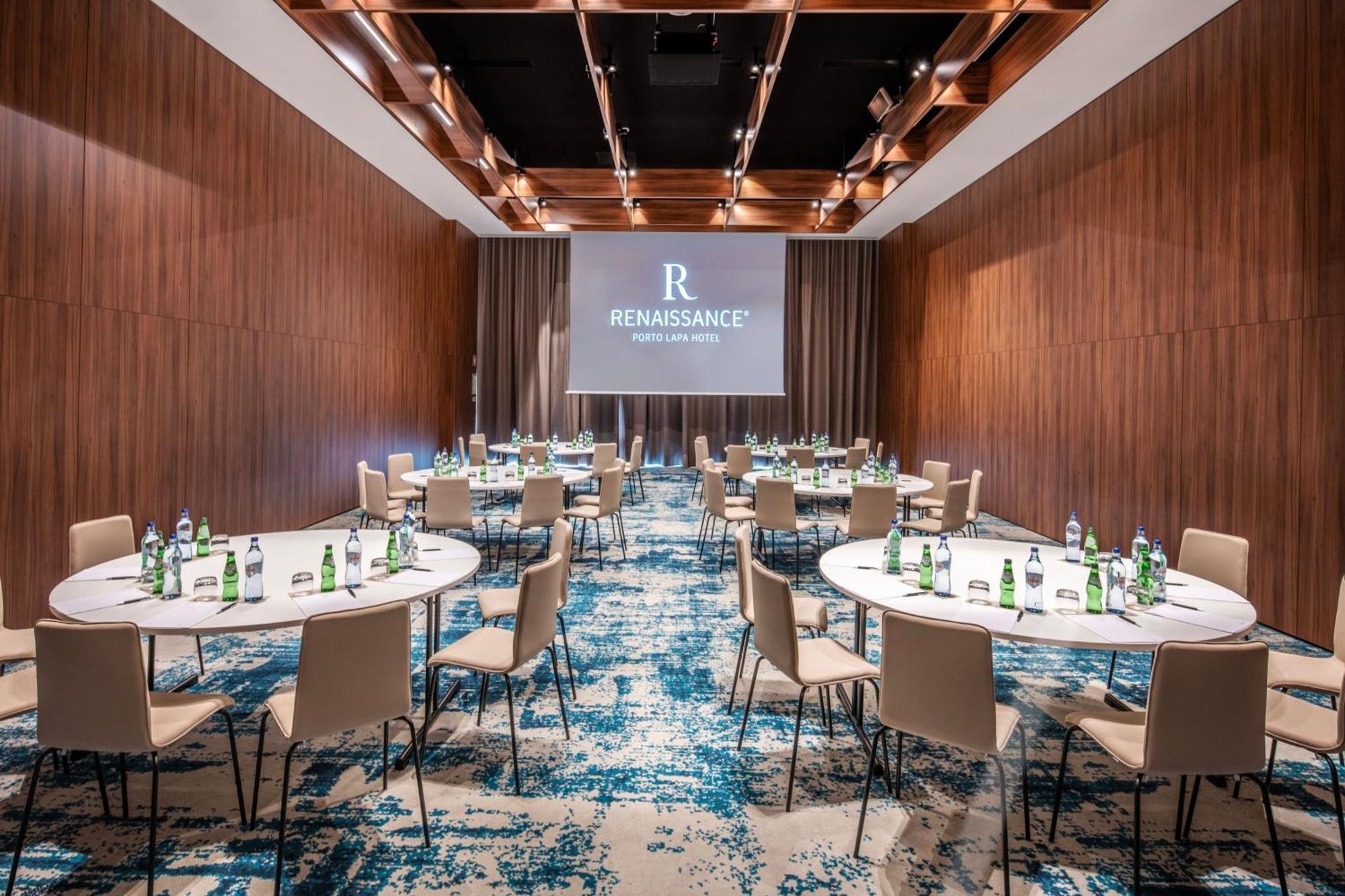 Renaissance Porto Lapa Hotel Bagian luar foto Meeting room