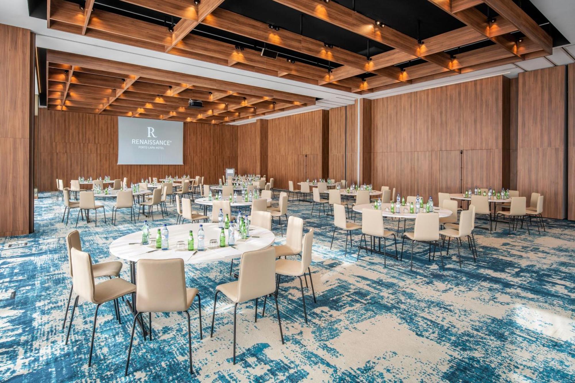 Renaissance Porto Lapa Hotel Bagian luar foto Meeting room